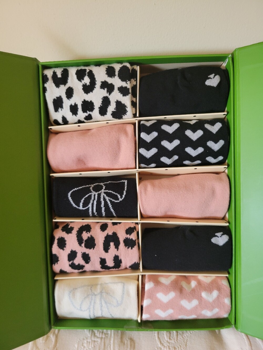 kate spade Green Storage Box - 10 Days of Socks